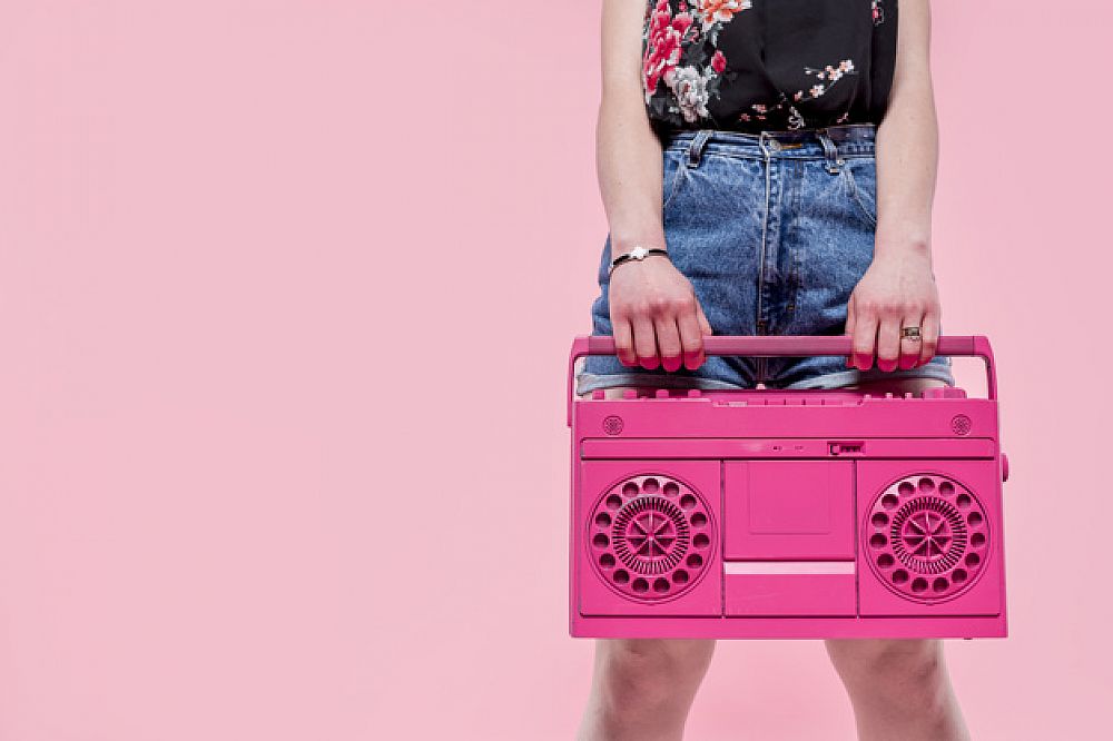 Reasons Why Incorporating Music and Songs is Valuable for ESL Students | ITTT | TEFL Blog