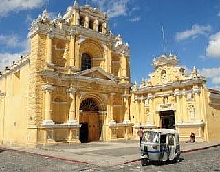 English language La Antigua