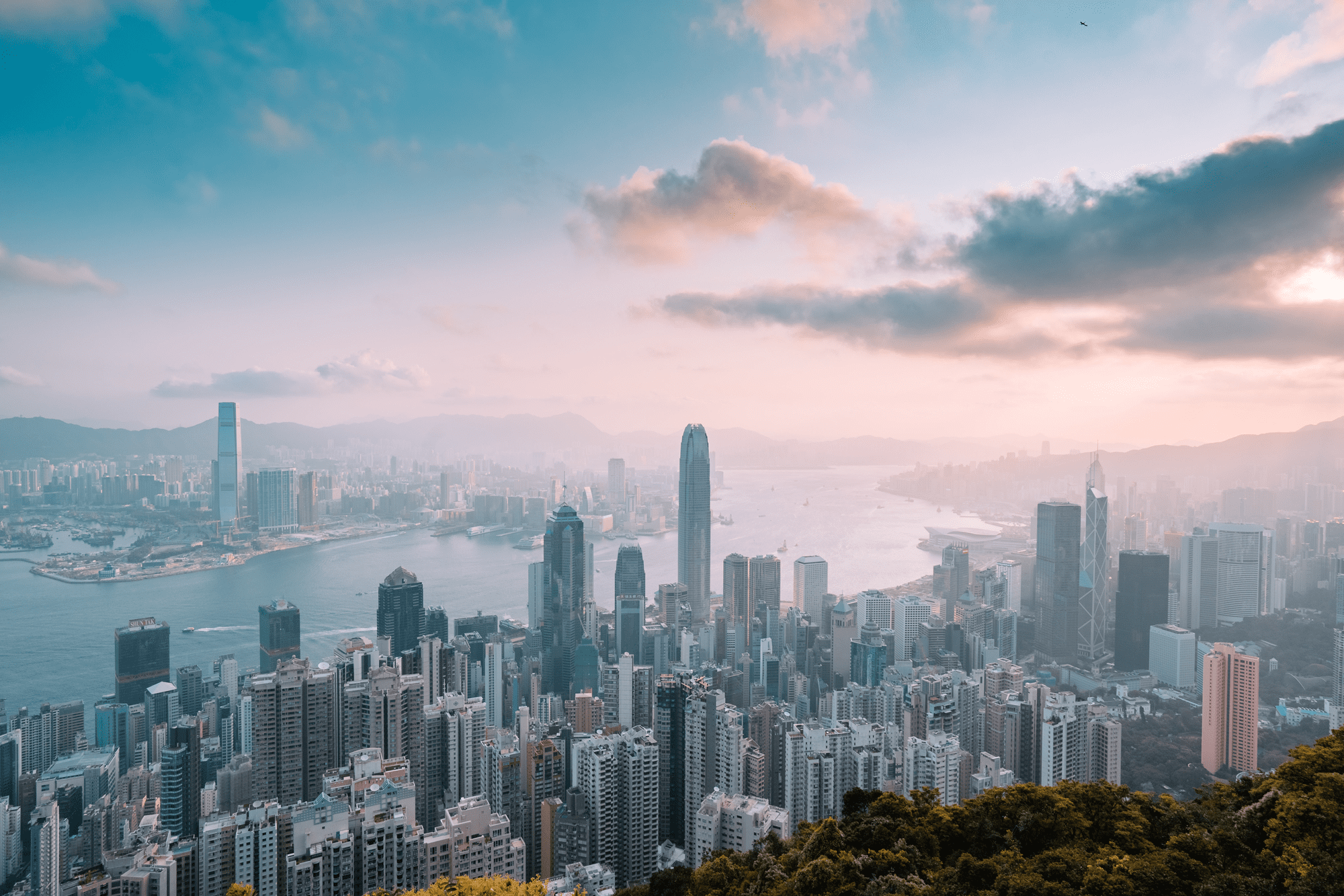 teaching-english-in-hong-kong-the-salary-and-budget-guide-ittt